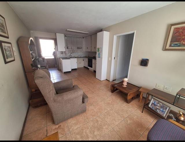 1 BEDROOM APARTMENT FOR SALE IN LYNNWOOD